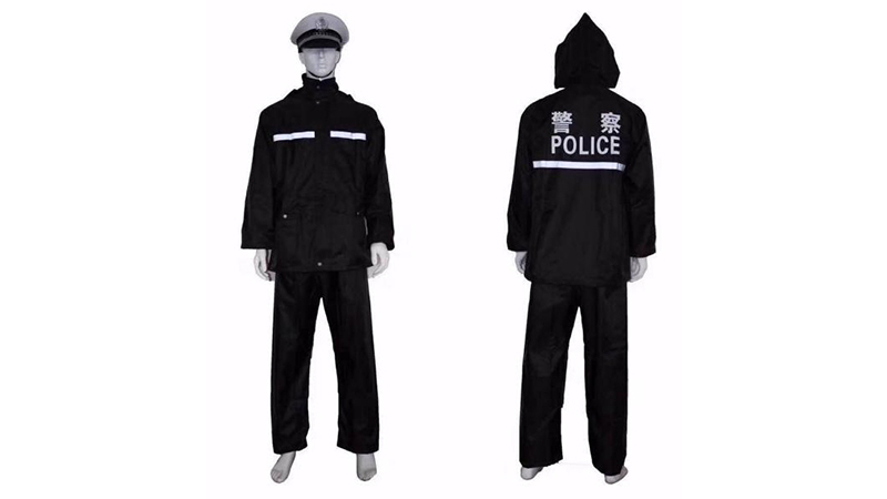 全天候防护新选择：99式保暖反光雨衣